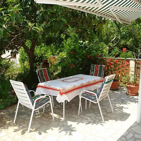 Marica Apartment *
